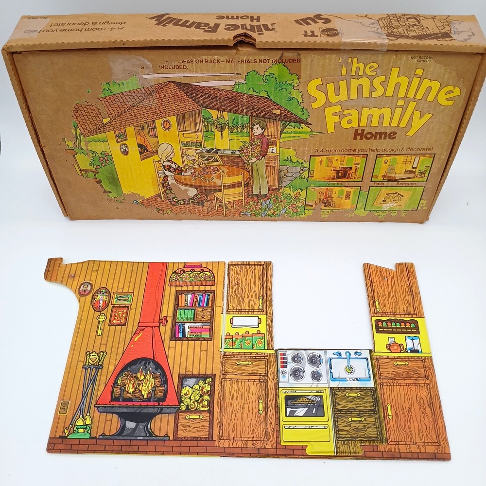 1974 Mattel The Sunshine Family #7801 Replacement: Kitchen Den Wall